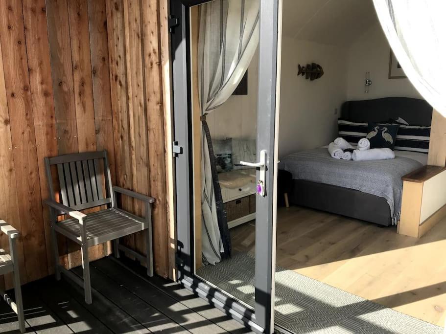 The Beach Hut Hotel Orbost Bagian luar foto