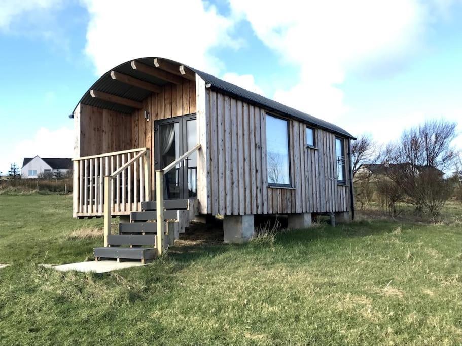 The Beach Hut Hotel Orbost Bagian luar foto